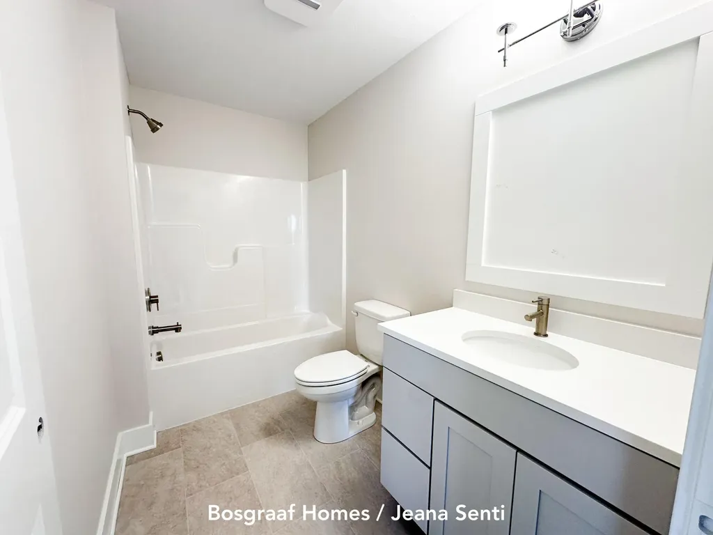 8366 Bauerridge Avenue Georgetown Charter Township MI 49428