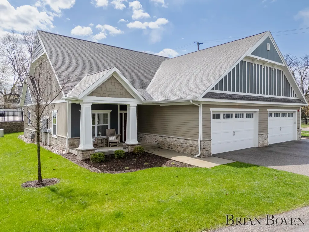 148 Tamarack Lane NE Rockford City MI 49341