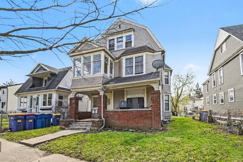 1130 Jackson Street NW Grand Rapids City MI 49504