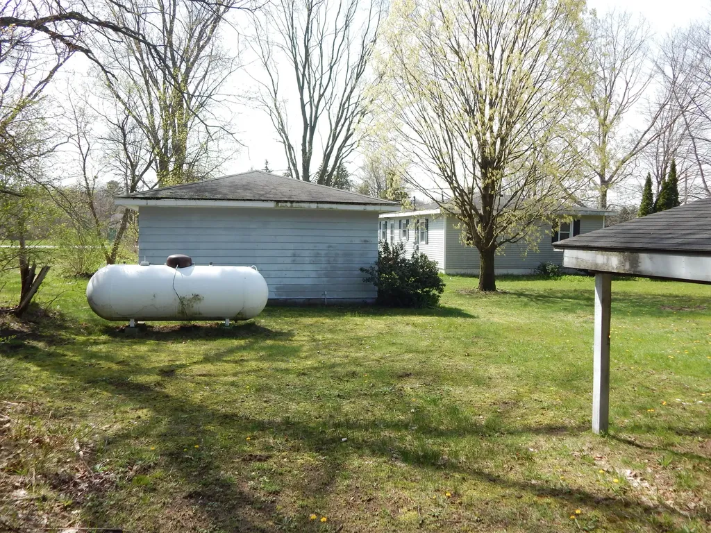 11392 E Apple Avenue Moorland Township MI 49451