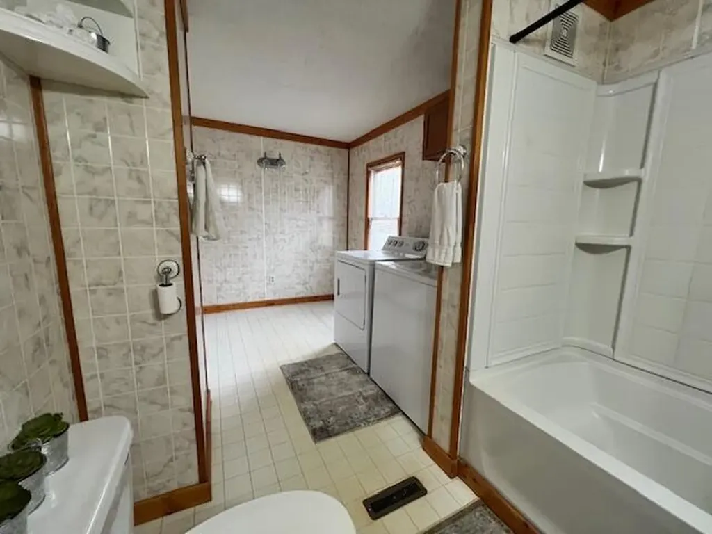 425 S Cedar Street Allegan City MI 49010