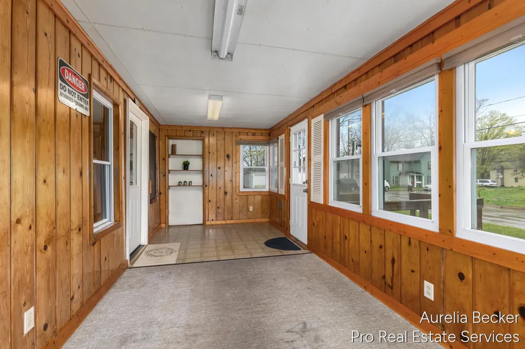 425 S Cedar Street Allegan City MI 49010