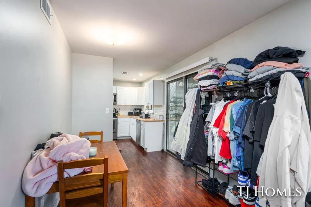 2561-2563 Burton Street SE Grand Rapids City MI 49546