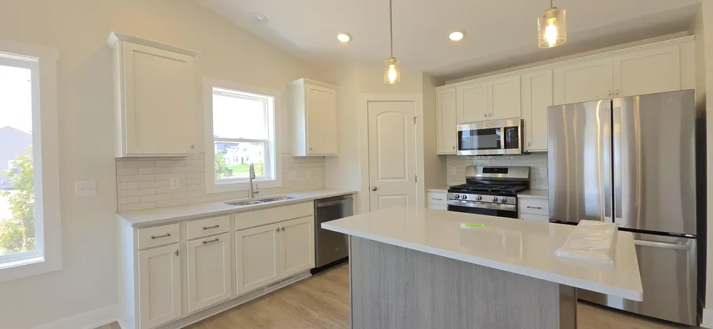 6600 Bellflower Drive SW Zeeland Charter Township MI 49464