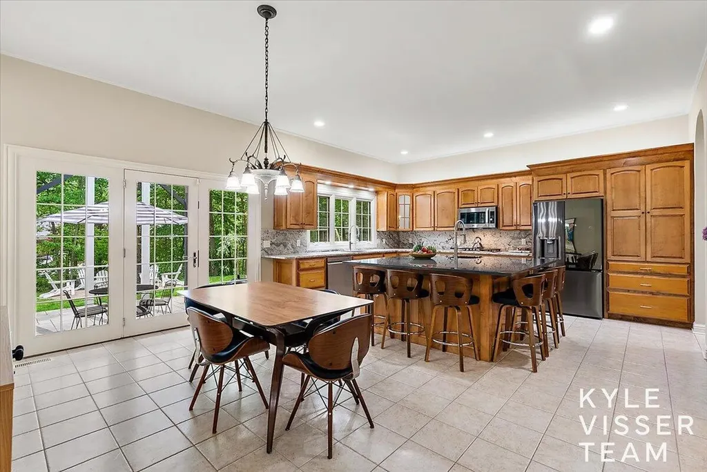 4608 Old Grand River Trail NE Grand Rapids Charter Township MI 49301