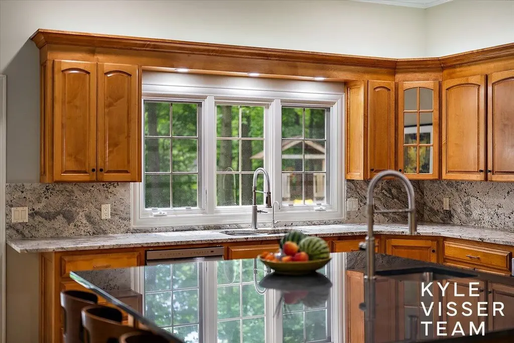 4608 Old Grand River Trail NE Grand Rapids Charter Township MI 49301