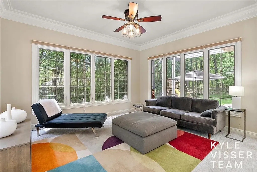 4608 Old Grand River Trail NE Grand Rapids Charter Township MI 49301