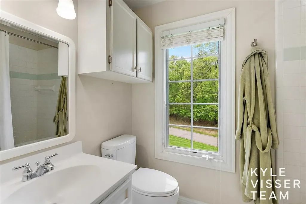 4608 Old Grand River Trail NE Grand Rapids Charter Township MI 49301