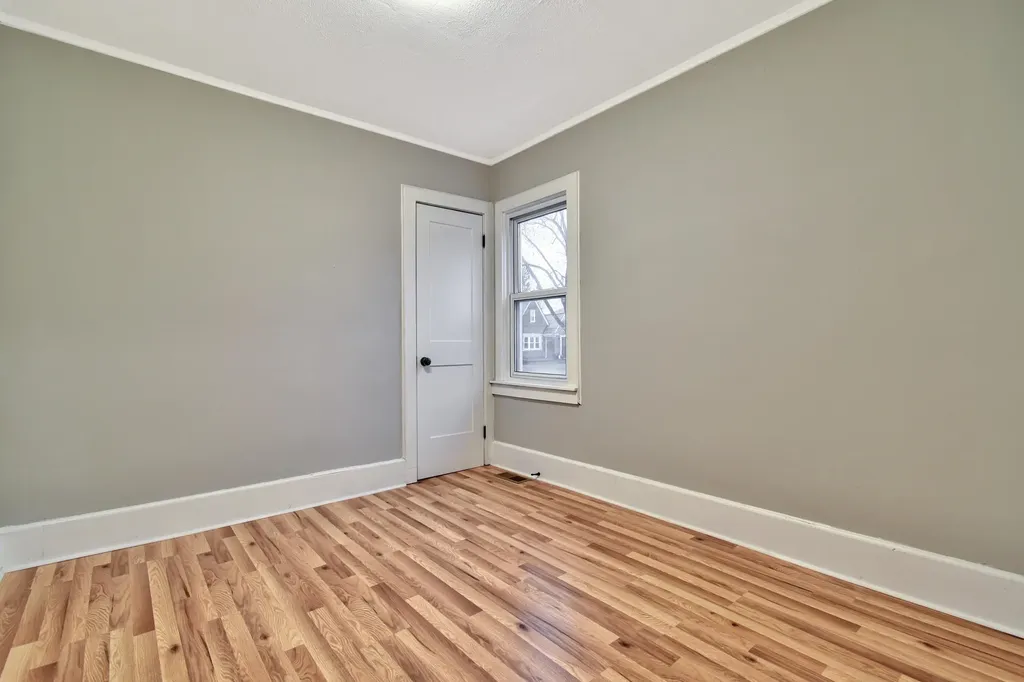 345 E Goulson Avenue Hazel Park City MI 48030