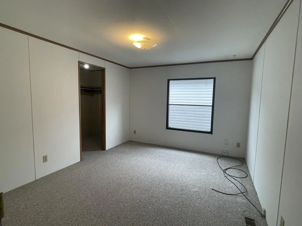 229 Cadgewith E Dewitt Charter Township MI 48906