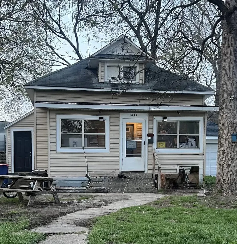1059 Sherman Street SE Grand Rapids City MI 49506