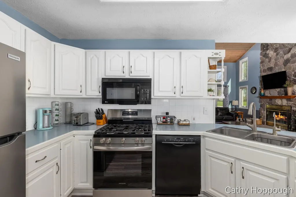 229 Ivason Drive Douglass Township MI 48888