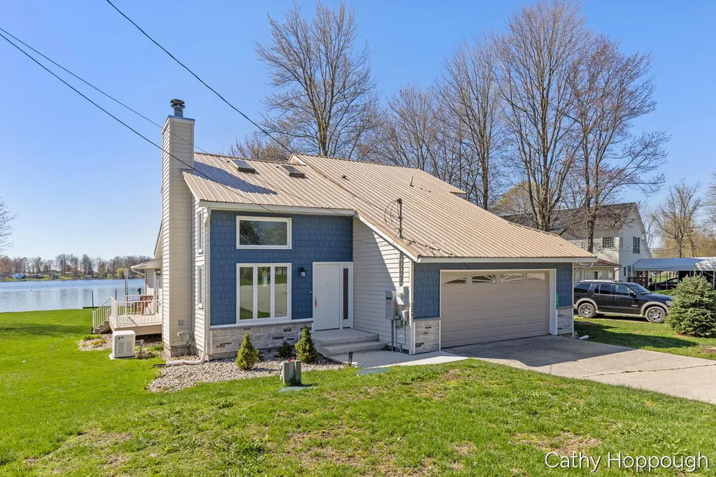 229 Ivason Drive Douglass Township MI 48888
