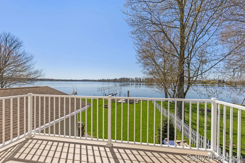 229 Ivason Drive Douglass Township MI 48888