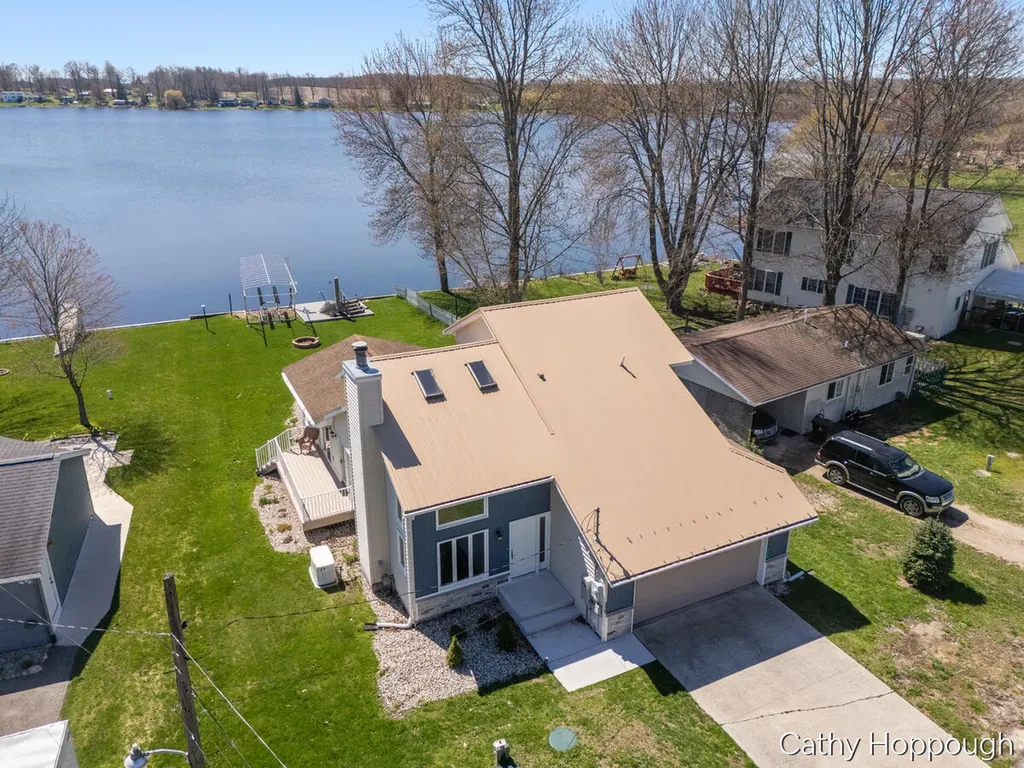 229 Ivason Drive Douglass Township MI 48888