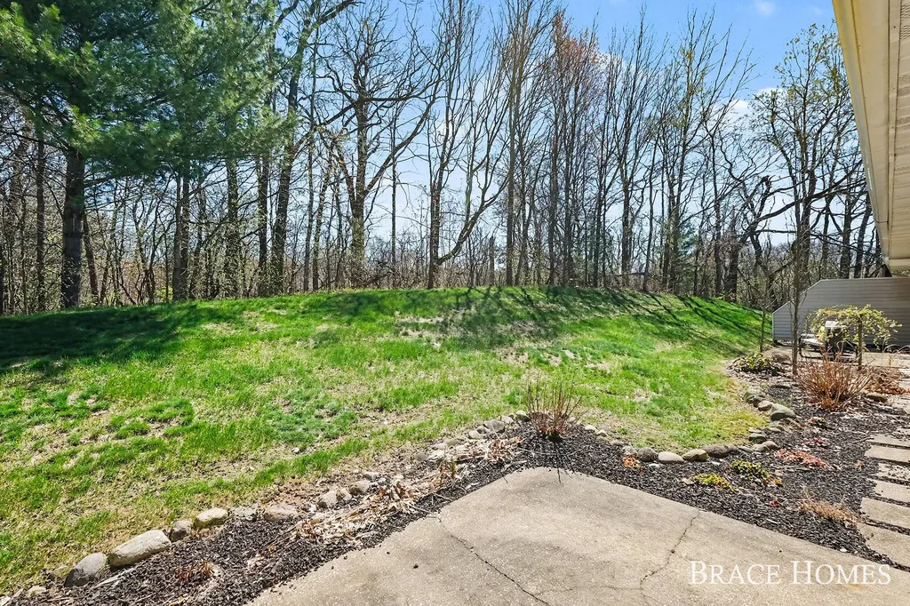 3369 Clear Vista Court NE Plainfield Charter Township MI 49525