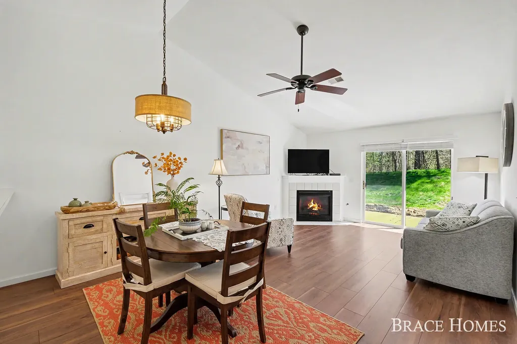 3369 Clear Vista Court NE Plainfield Charter Township MI 49525