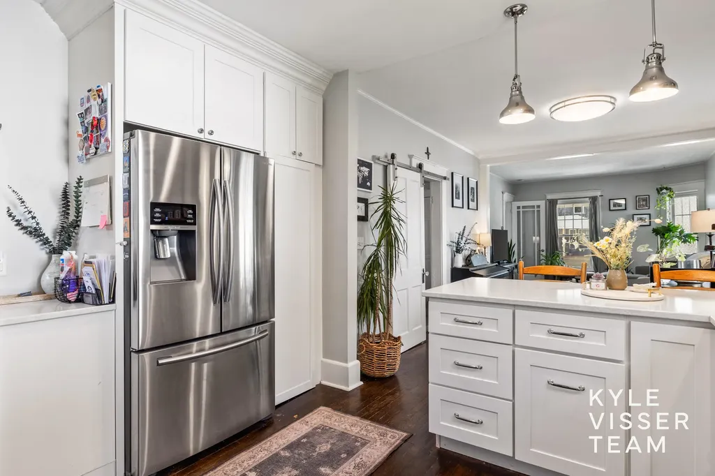 622 Gladstone Drive SE East Grand Rapids City MI 49506