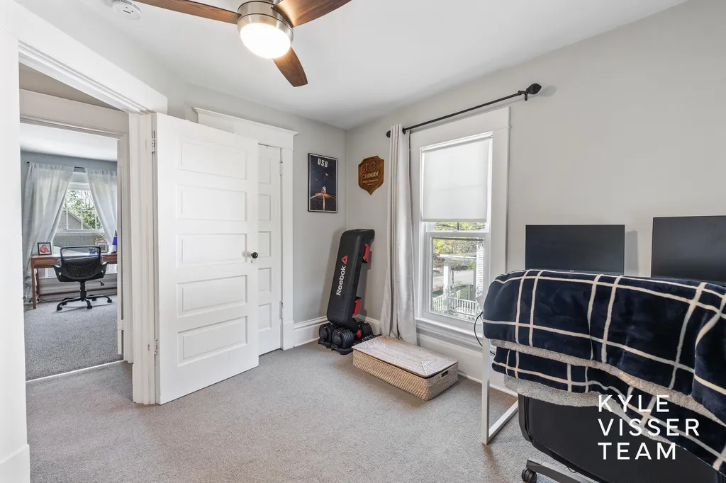 622 Gladstone Drive SE East Grand Rapids City MI 49506