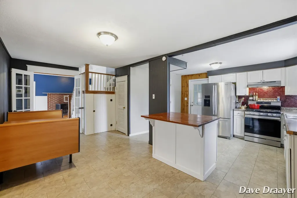 7869 17 Mile Road NE Nelson Township MI 49319