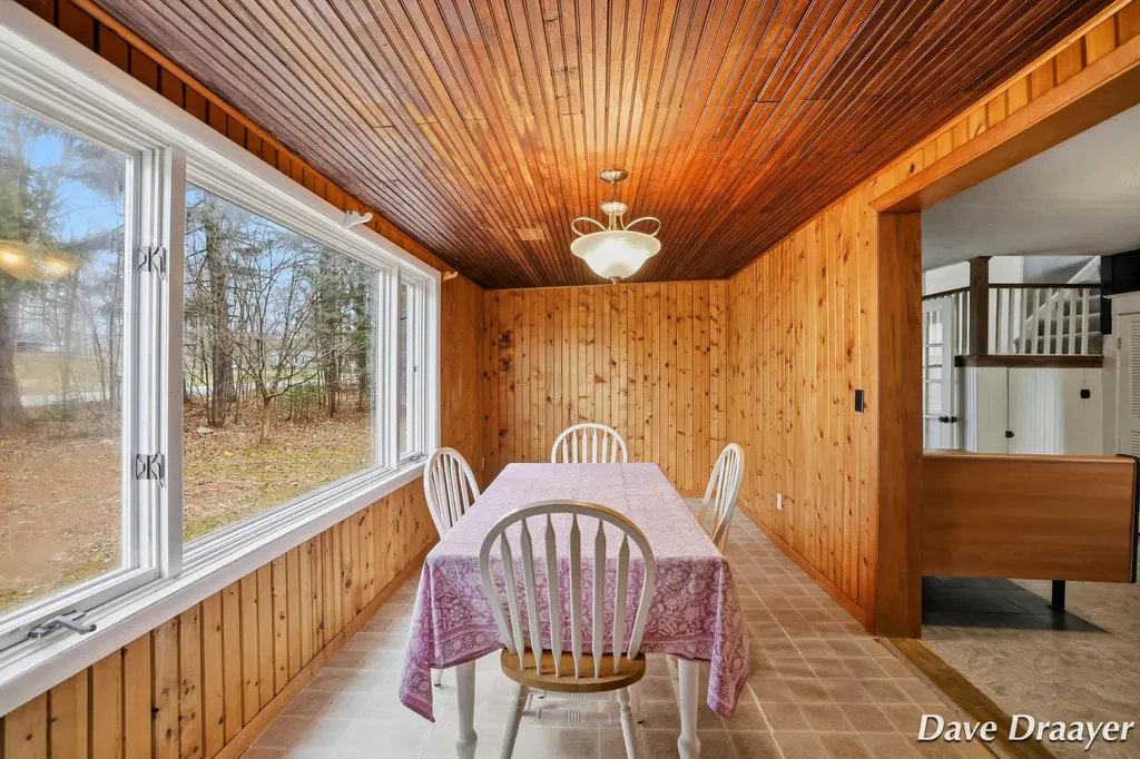 7869 17 Mile Road NE Nelson Township MI 49319