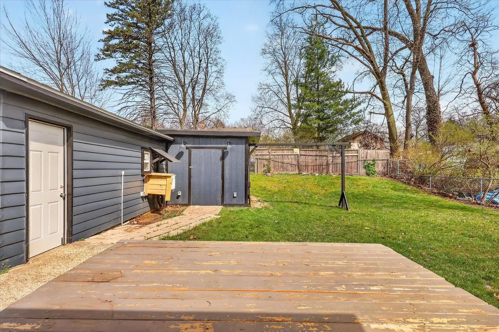 3834 Wyoming Avenue SW Wyoming City MI 49519