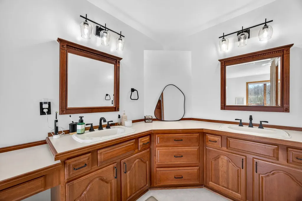 9613 Fawn Ridge Road Morton Township MI 49346