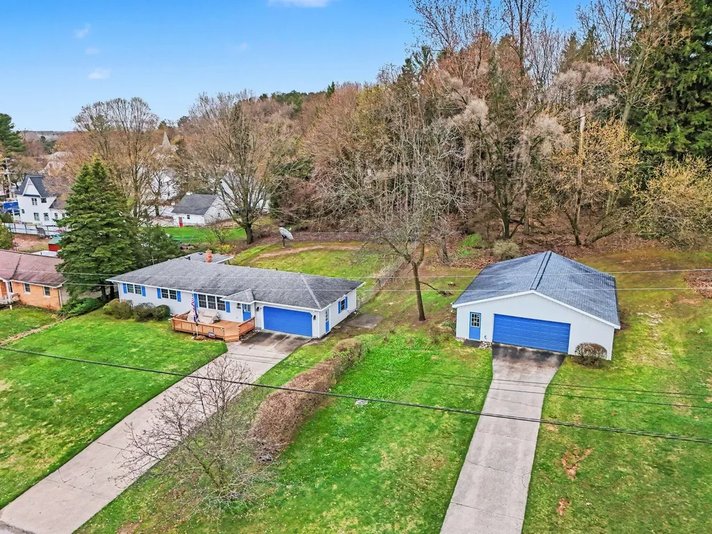 2739 Hillcrest Drive New Era Village MI 49446