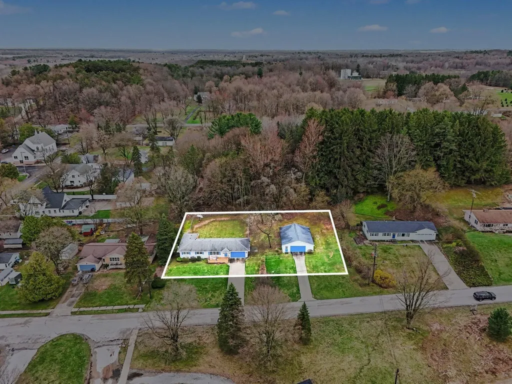 2739 Hillcrest Drive New Era Village MI 49446