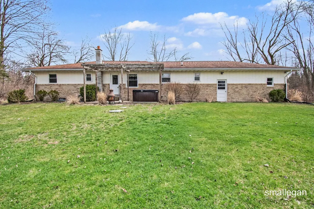 1120 S Loomis Road Chippewa Township MI 48858