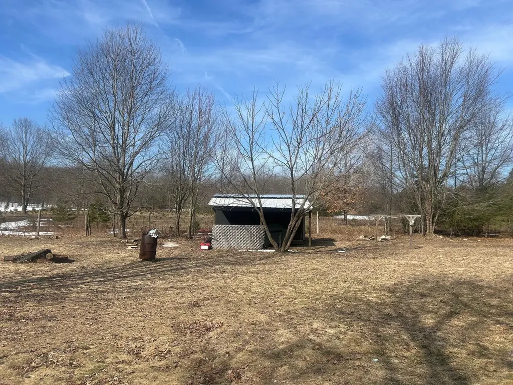 7686 S 25 Road Henderson Township MI 49618
