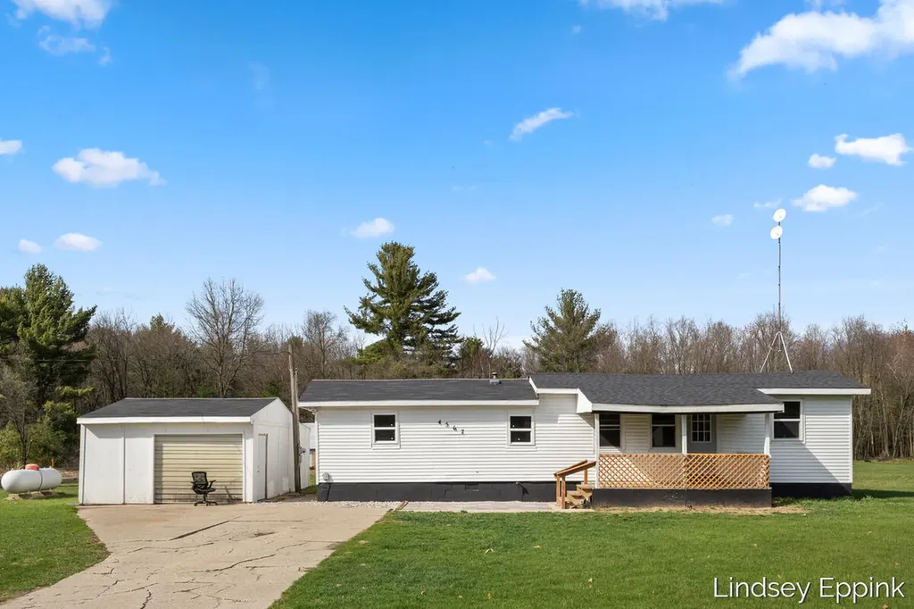 4597 E 128th Street Unknown City MI 49327