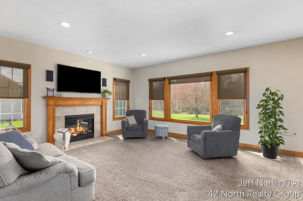 7553 Willow Pointe Drive Caledonia Township MI 49316