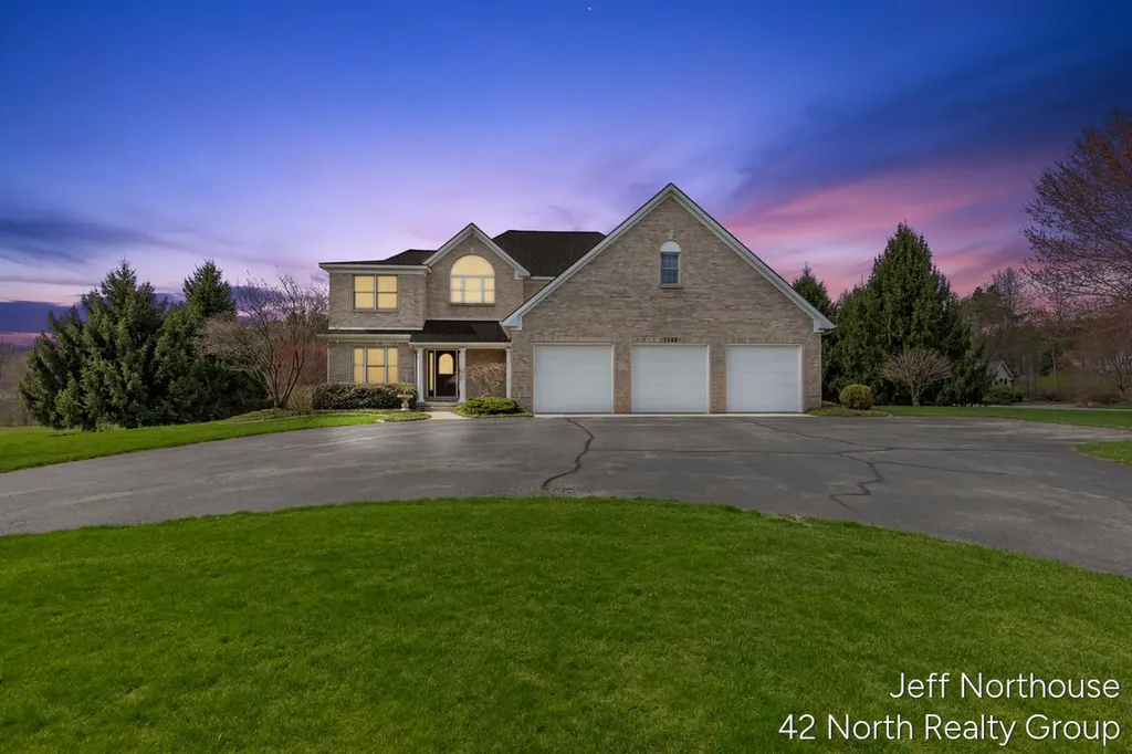 7553 Willow Pointe Drive Caledonia Township MI 49316