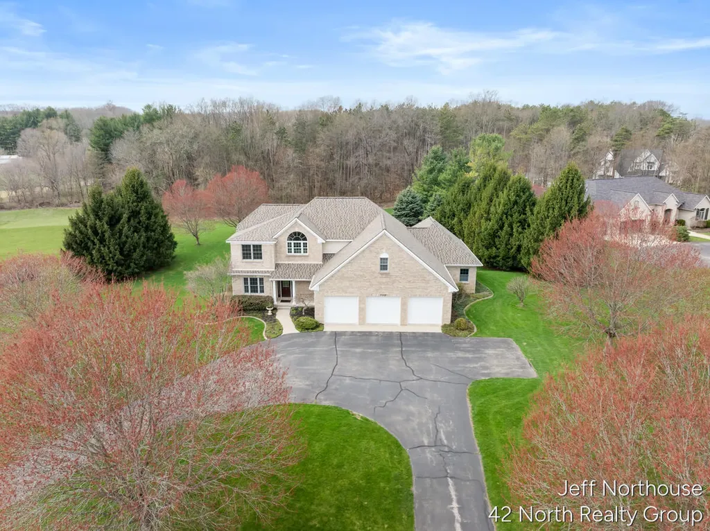 7553 Willow Pointe Drive Caledonia Township MI 49316