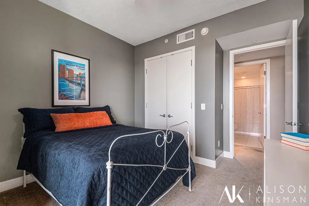 335 Bridge Street NW Grand Rapids City MI 49504