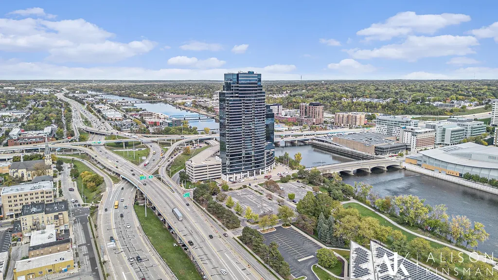 335 Bridge Street NW Grand Rapids City MI 49504