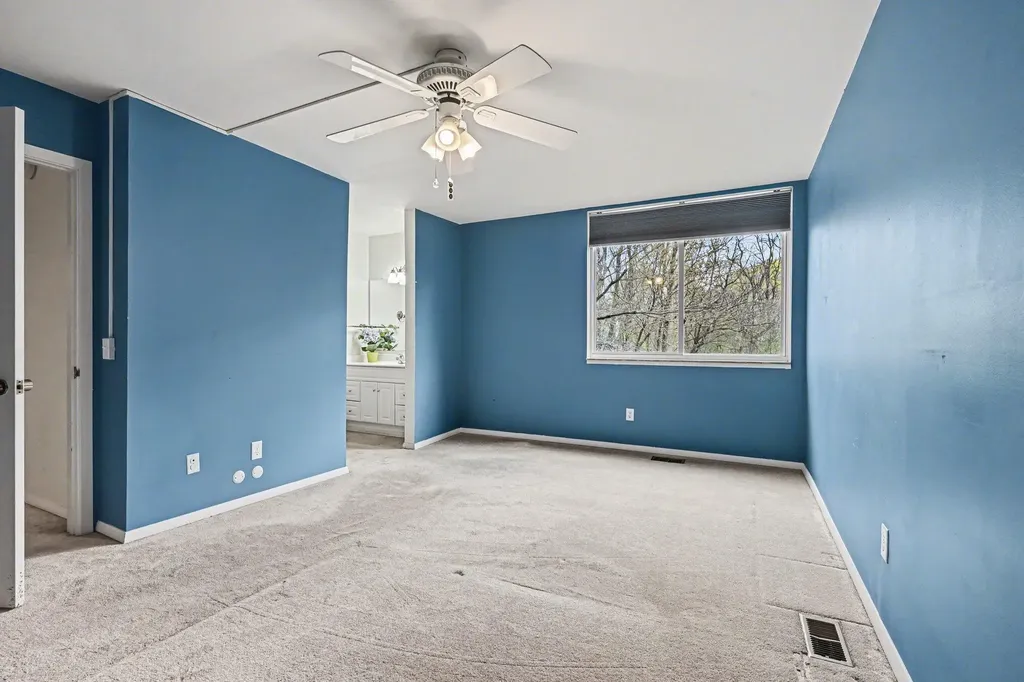 242 Dunbarton Court Kalamazoo Charter Township MI 49006