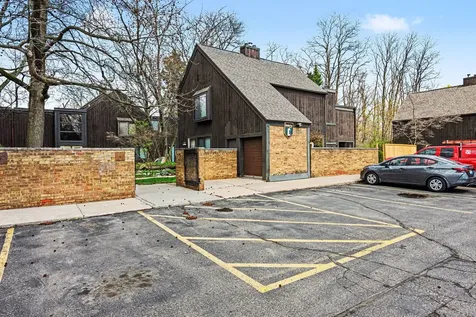 242 Dunbarton Court Kalamazoo Charter Township MI 49006