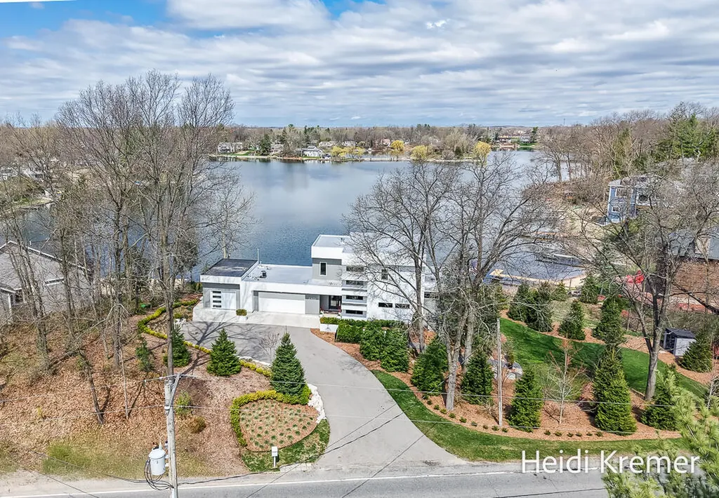 2401 4 Mile Road NE Grand Rapids Charter Township MI 49525