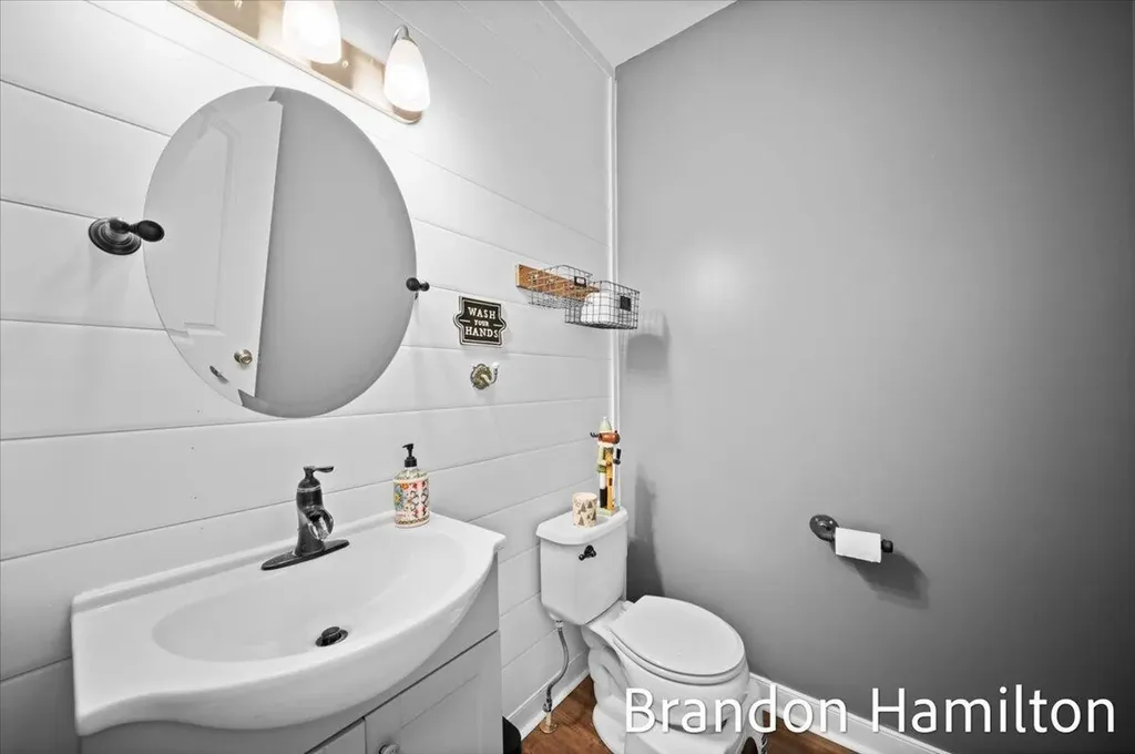 5492 Case Drive SW Wyoming City MI 49418