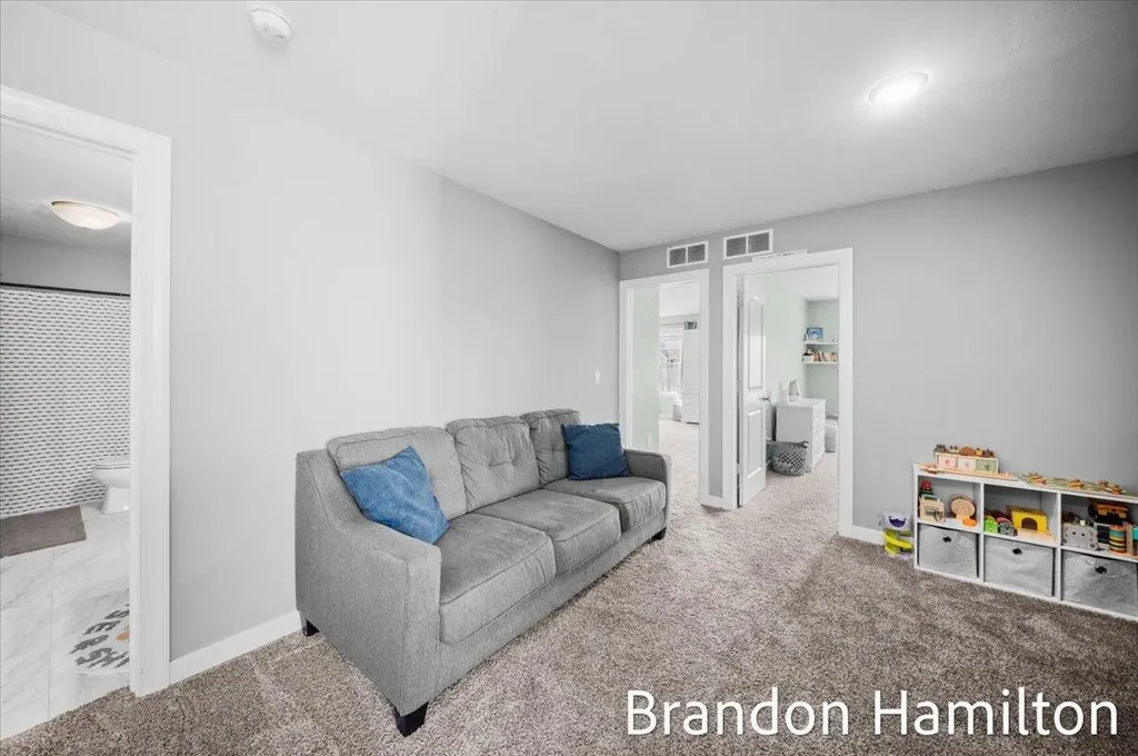5492 Case Drive SW Wyoming City MI 49418
