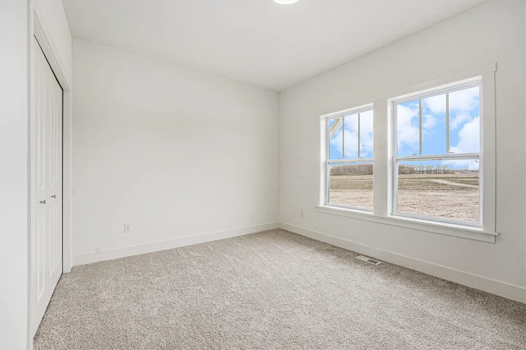 8275 Mcarthur Avenue NE Grattan Township MI 48809