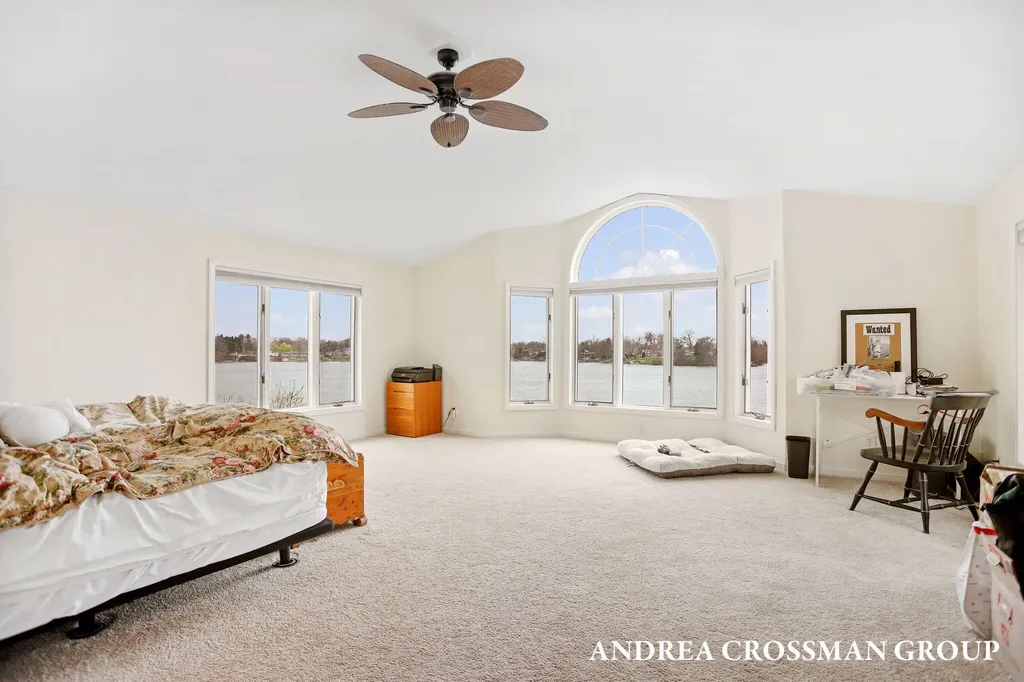 567 Breezy Bluff Street Battle Creek City MI 49015