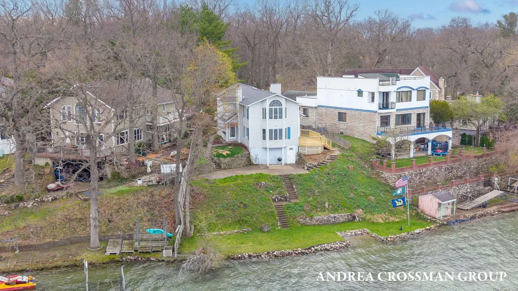 567 Breezy Bluff Street Battle Creek City MI 49015