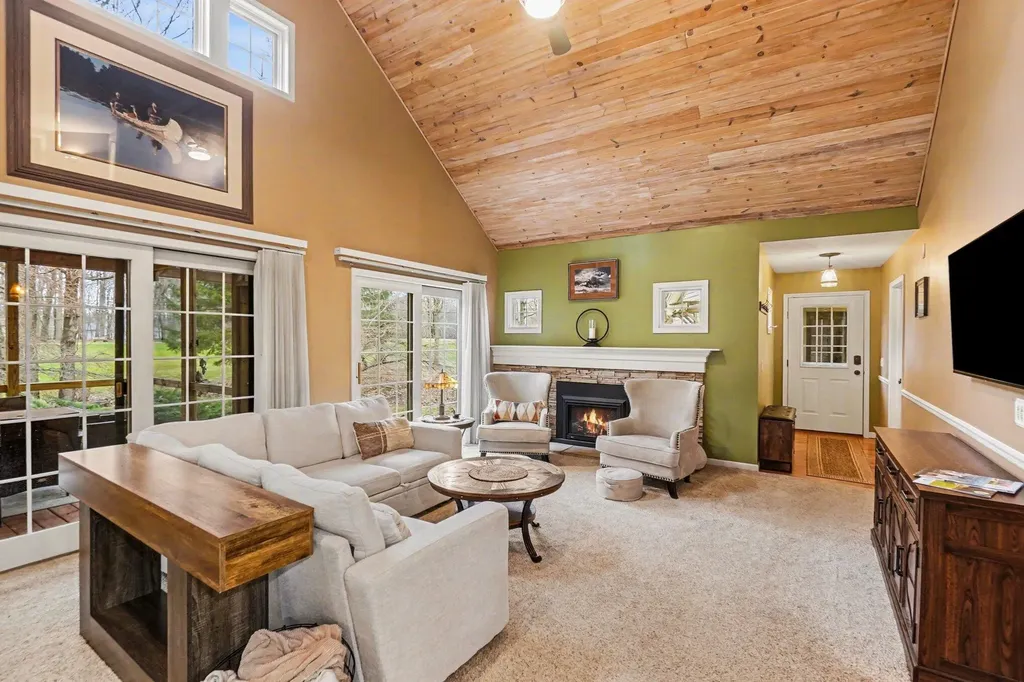 9362 Clubhouse Drive W Morton Township MI 49346
