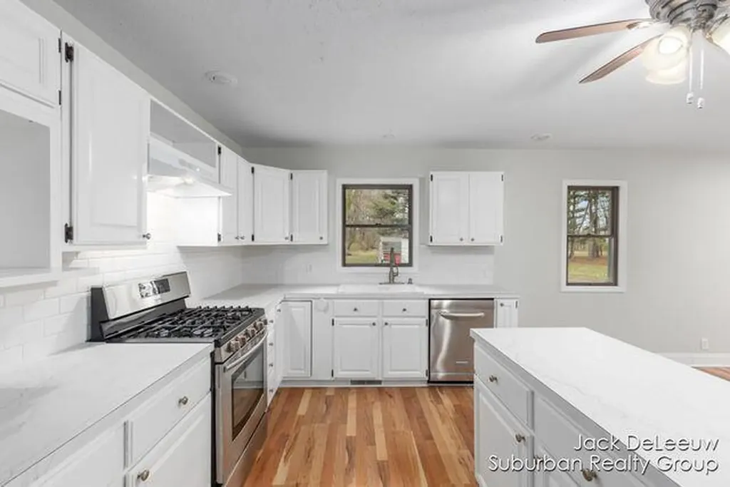 2653 Beeline Road Holland Charter Township MI 49424