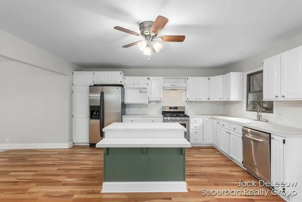 2653 Beeline Road Holland Charter Township MI 49424