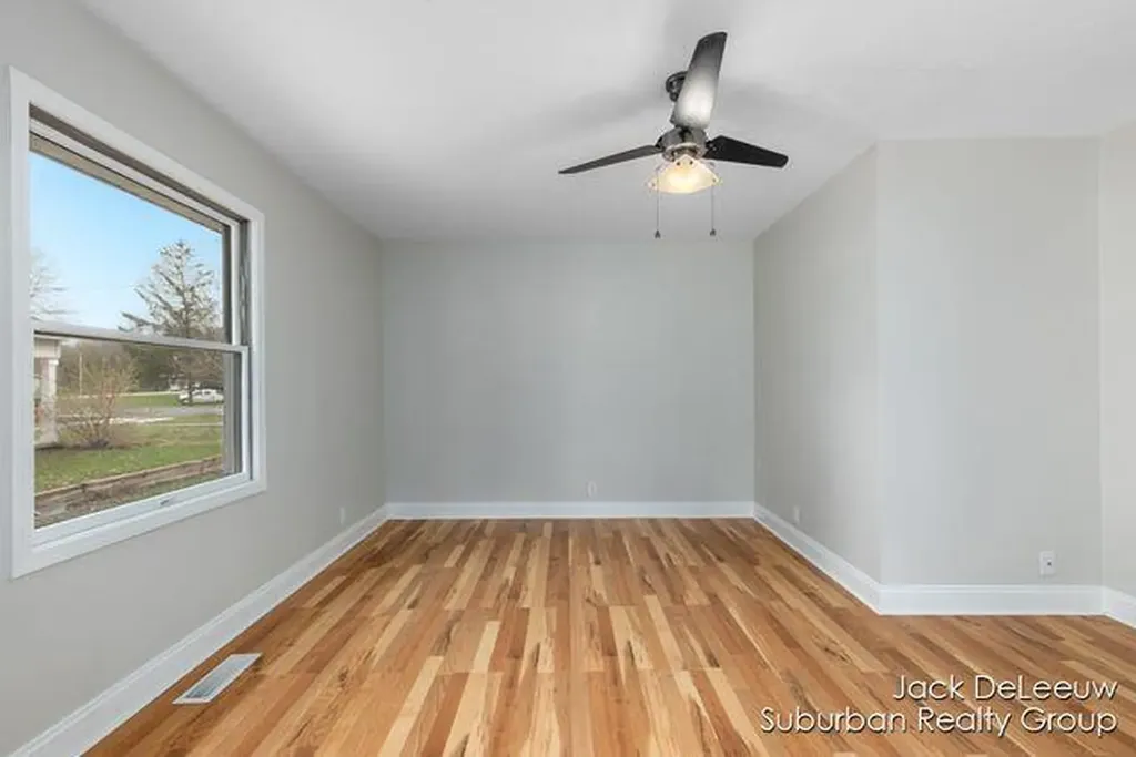2653 Beeline Road Holland Charter Township MI 49424