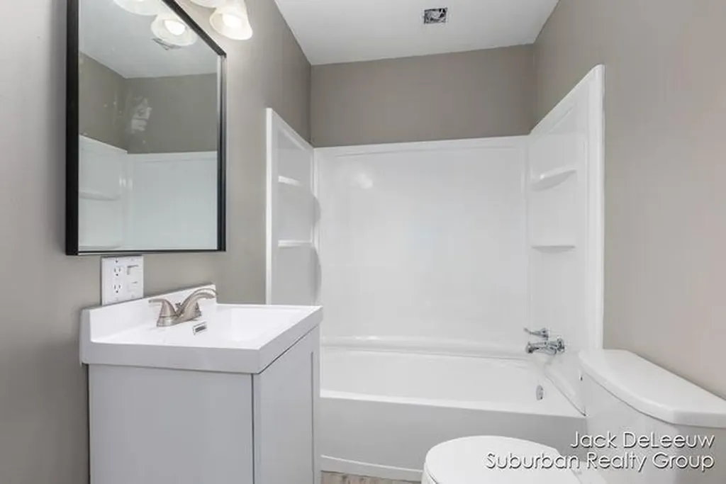 2653 Beeline Road Holland Charter Township MI 49424